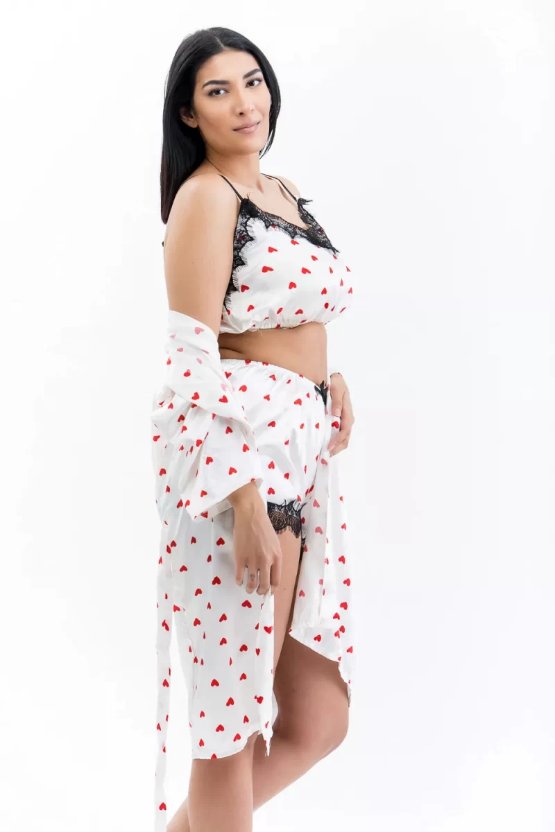 Σετ πυτζάμες με ρόμπα καρδιές