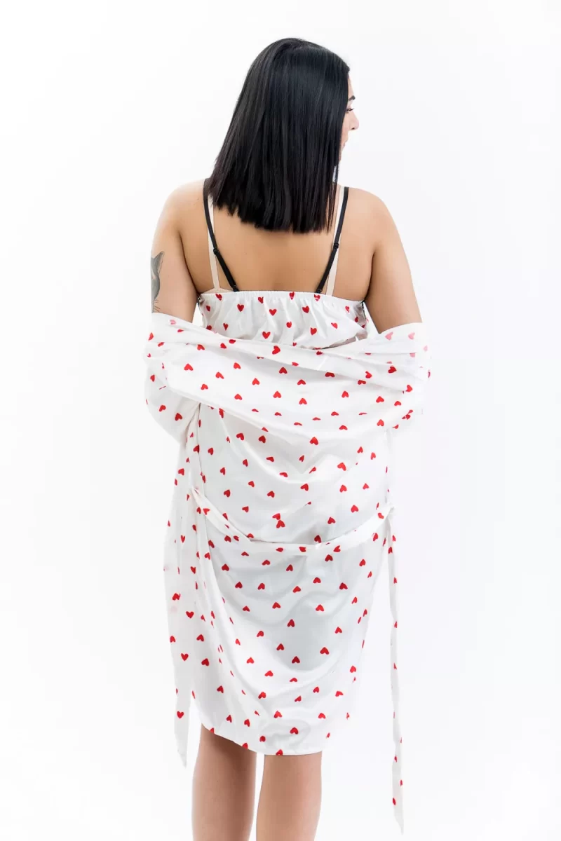 Σετ πυτζάμες με ρόμπα καρδιές